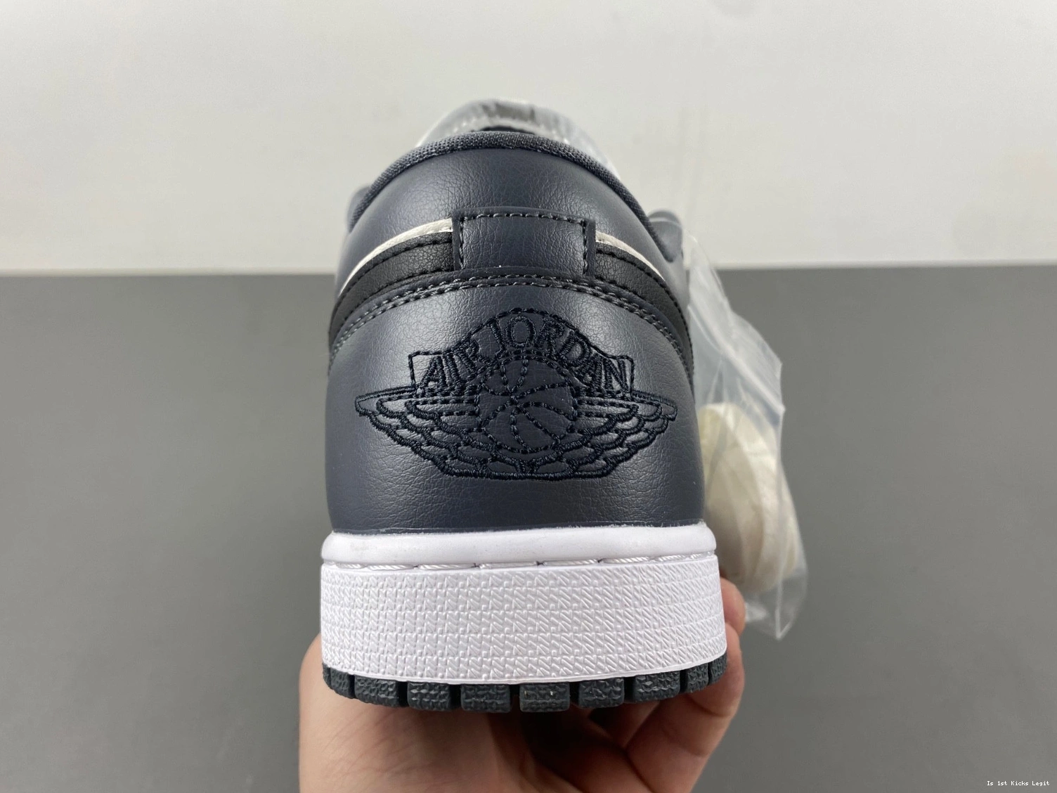 Dark Jordan 1 Grey Low (Women's) DC0774-102 - 1211